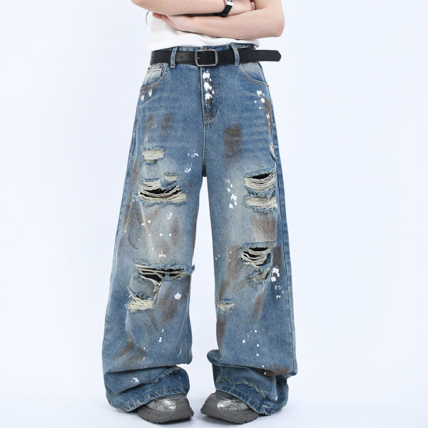 grunge wide leg washed jeans – perforated & destroyed denim for street style